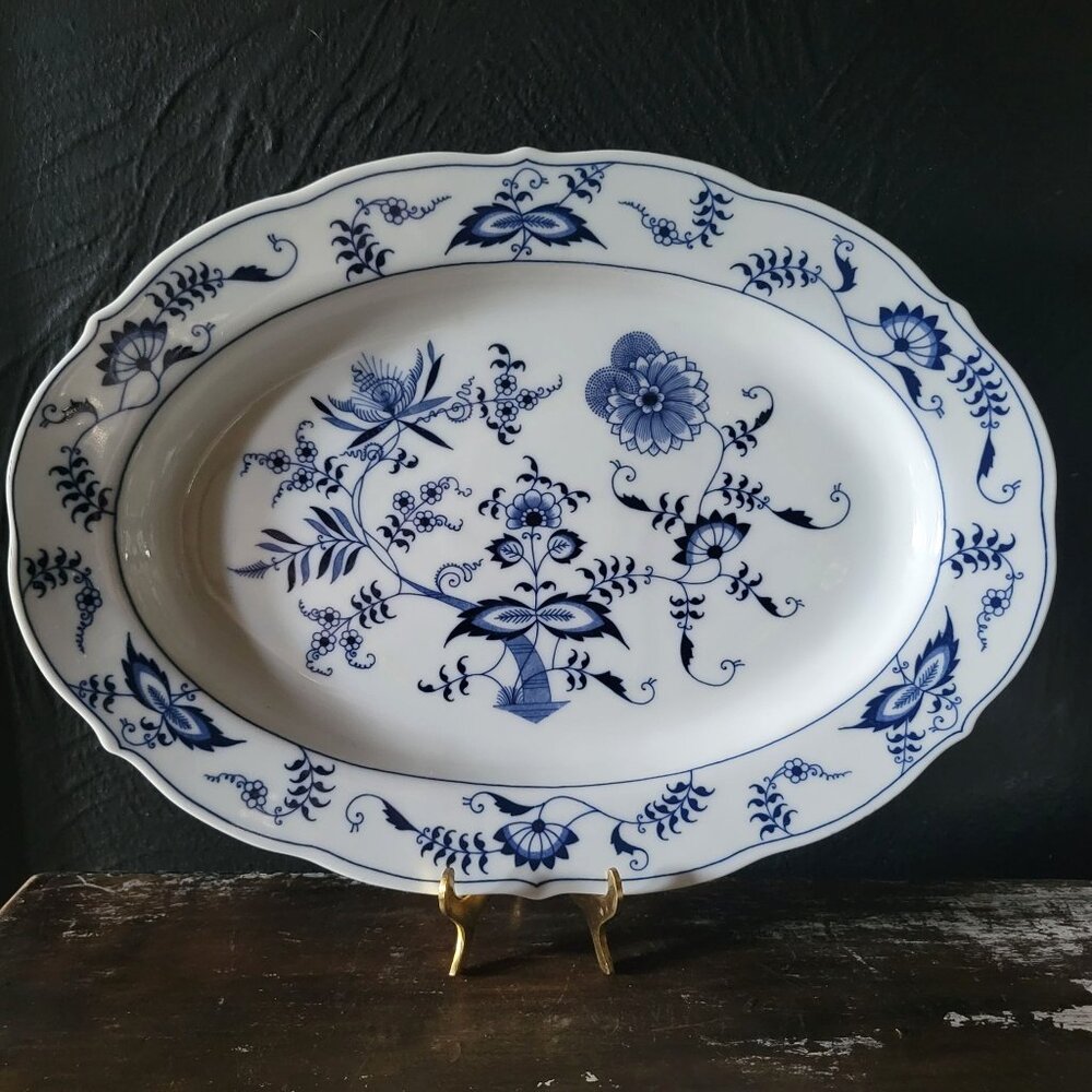 Blue Danube Blue Onion Porcelain Platter 14" Scalloped Edge Floral Design